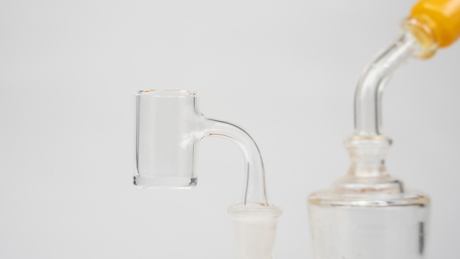 close up image of a clear banger on a dab rig